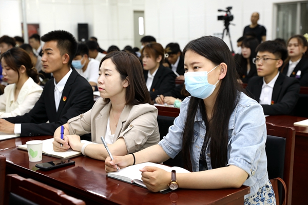 1621082232194879.jpg 聆听2.JPG