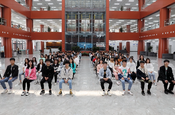 1619314993784793.jpg 学生.JPG