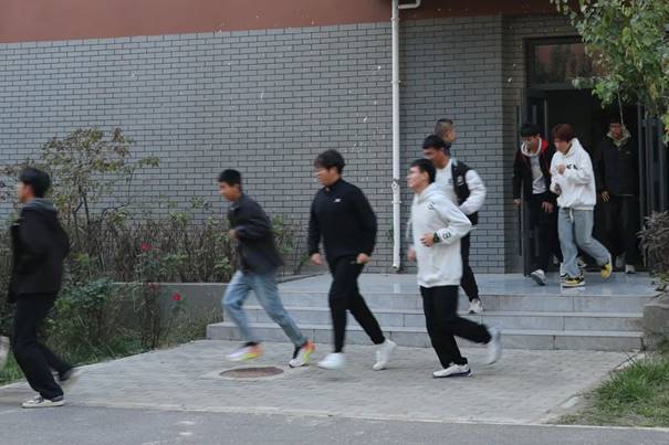 说明: 图片
